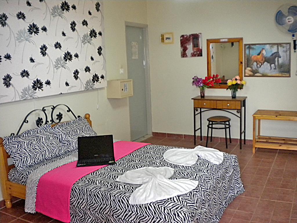 Chios Rooms Myview Karfás Esterno foto